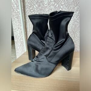 Chinese Laundry Black Satin Pointy Toe Block Heel Y2K Zipper Bootie
